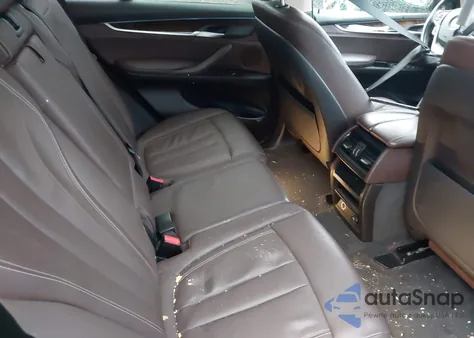 2015 BMW X5 xDrive35I z USA, uszkodzony, nr VIN 5UXKR0C59F0K65562